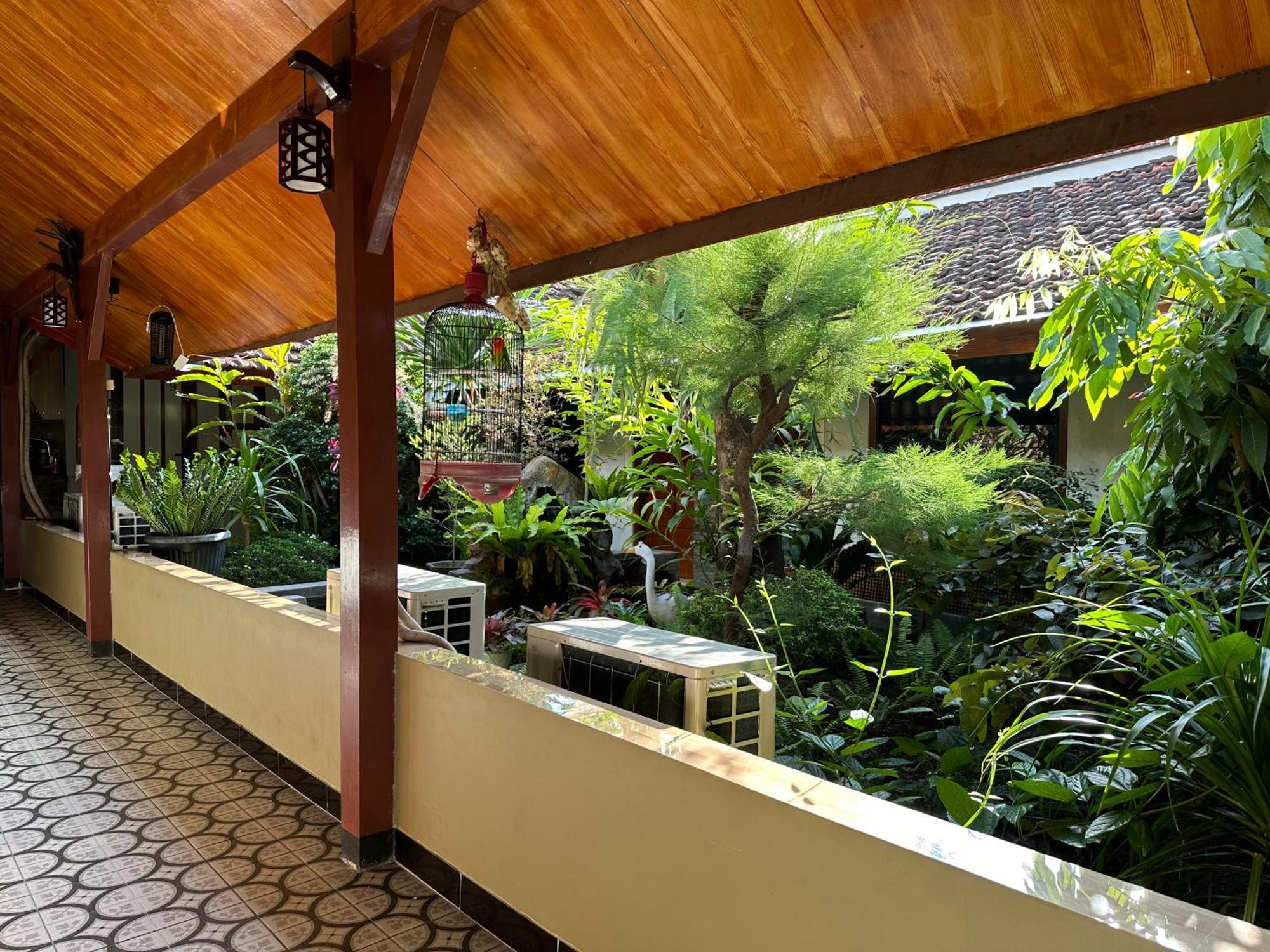 The Heritage Kraton Yogyakarta Exterior photo